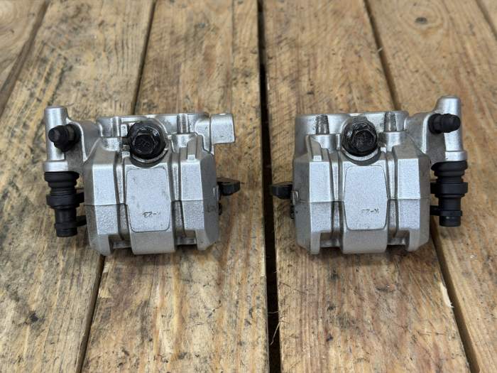 PINZAS DELANTERAS SUZUKI BURGMAN 400 07-17