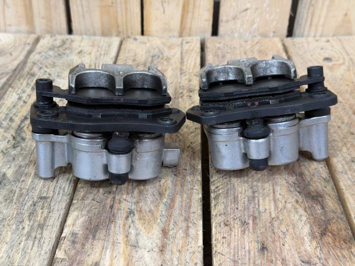 PINZAS DELANTERAS SUZUKI BURGMAN 400 07-17