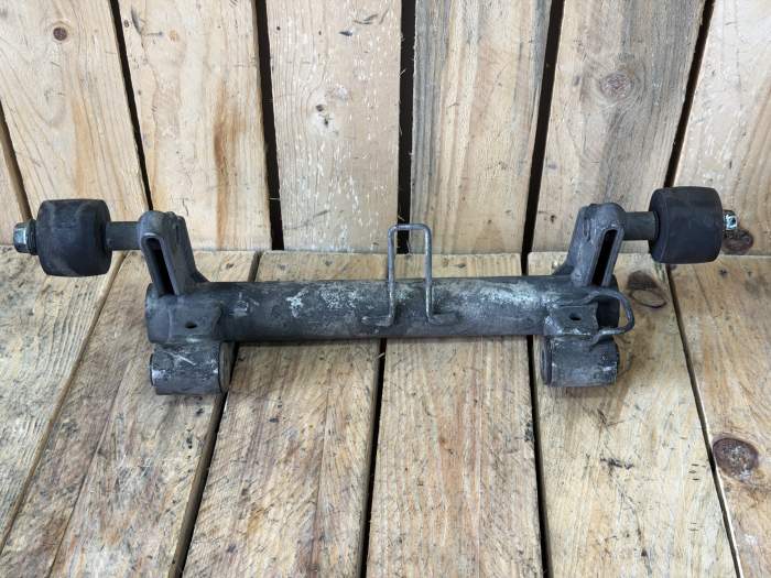 SOPORTE MOTOR SUZUKI BURGMAN 400 07-17