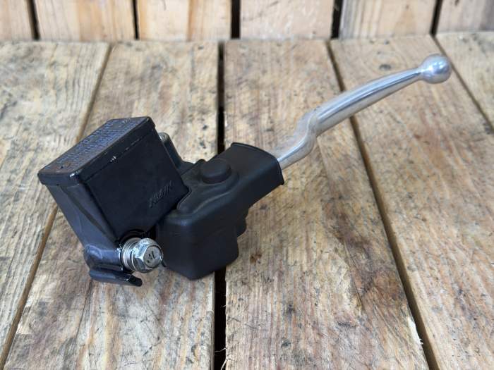BOMBA FRENO TRASERO SUZUKI BURGMAN 400 07-17