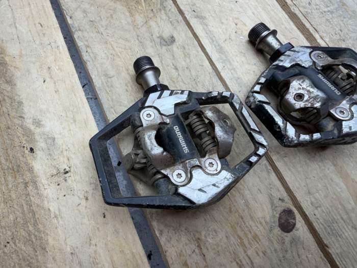 PEDALES SHIMANO PD-M8120