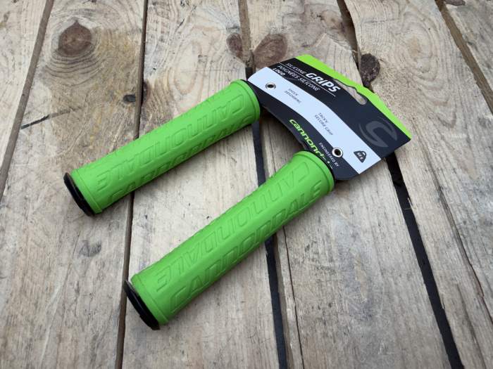 PUÑOS MANILLAR CANNONDALE VERDE