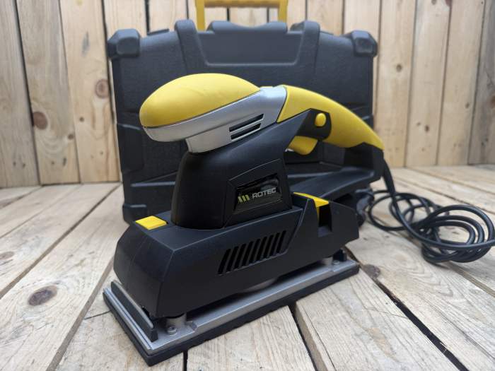 LIJADORA VIBRATORIA ROTEC 330W