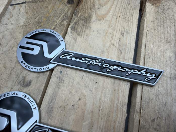 2 INSIGNIAS SV AUTOBIOGRAPHY