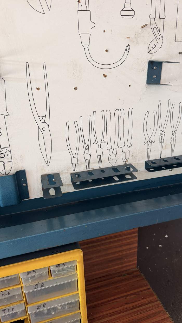 2 ARMARIOS TALLER HECO SERIE 2000 CON PERSIANA