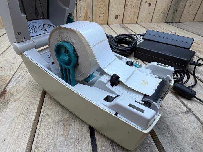 IMPRESORA ZEBRA TLP 2824 PLUS