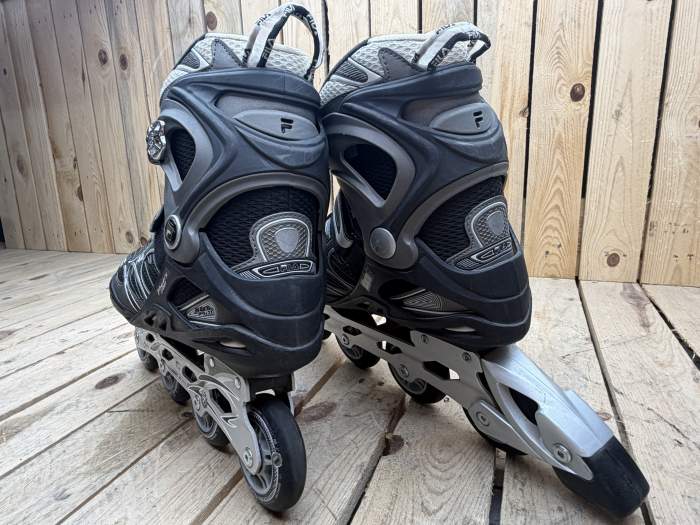 PATINES EN LINEA FILA CON MOCHILA