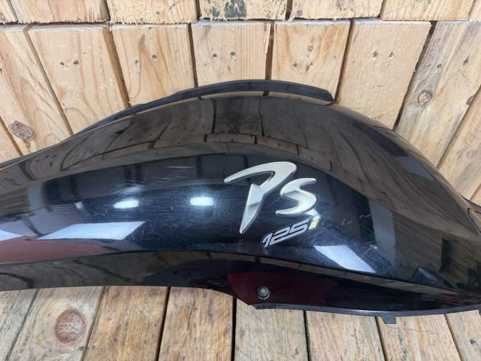 CUBIERTA TRASERA DERECHA HONDA PS 125 06-13