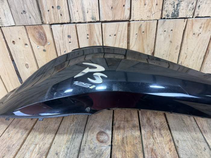 CUBIERTA TRASERA IZQUIERDA HONDA PS 125 06-13