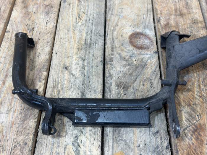 CABALLETE CENTRAL HONDA PS 125 06-13