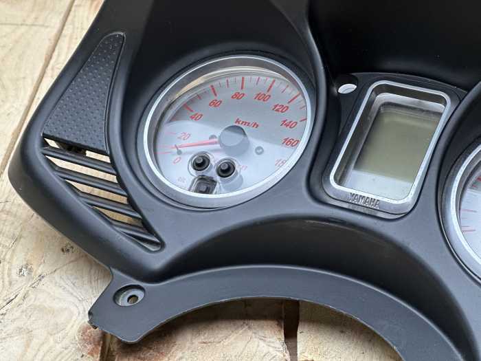 CUENTAQUILOMETROS TMAX 500 1A GENERACION