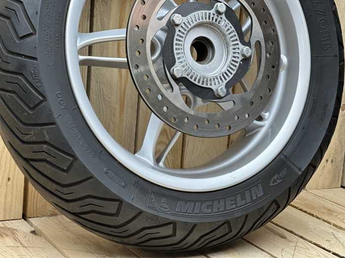 RUEDA TRASERA COMPLETA PIAGGIO BEVERLY 350