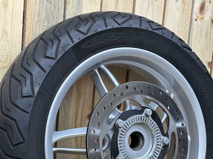 RUEDA TRASERA COMPLETA PIAGGIO BEVERLY 350