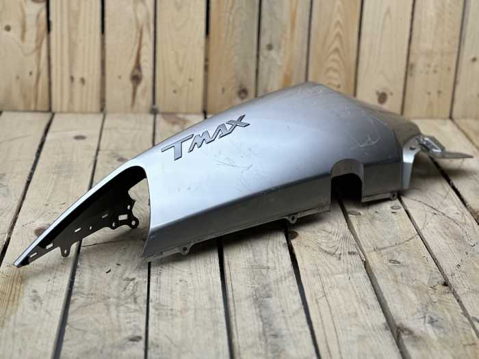 PLASTICO LATERAL TMAX 500