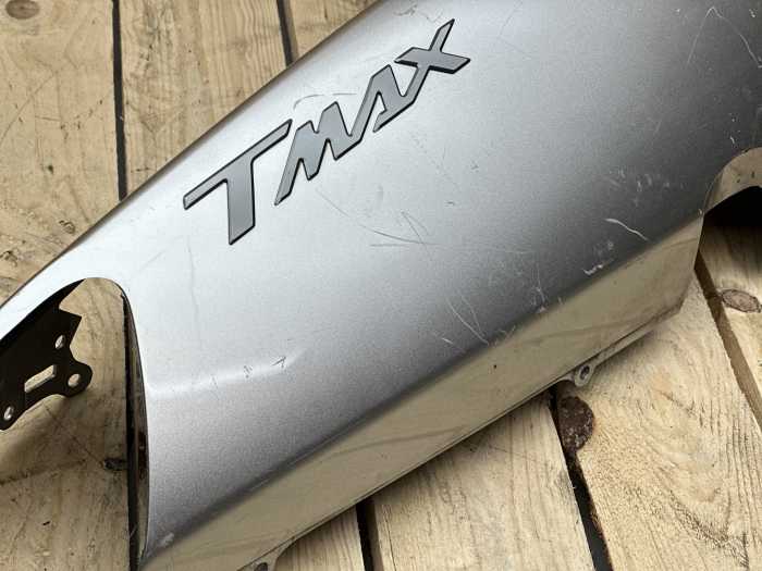 PLASTICO LATERAL DERECHO TMAX 500 2007-2012