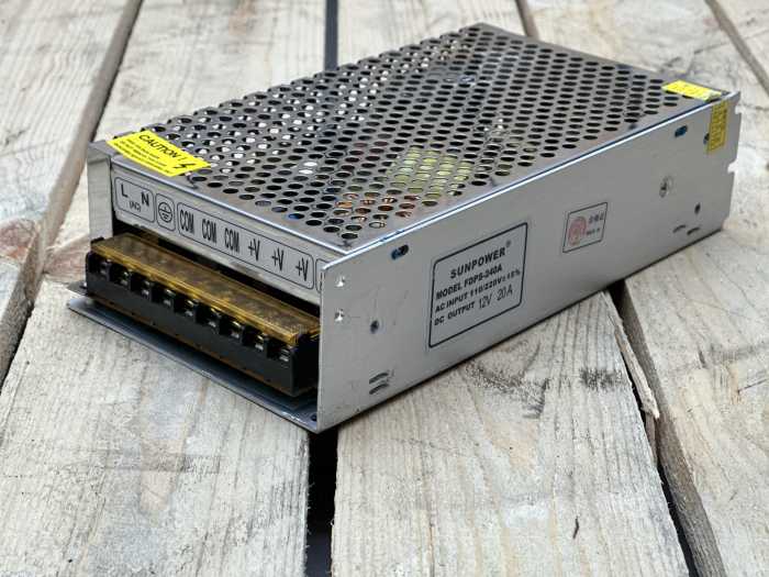 FUENTE DE ALIMENTACION FDPS-240A - QrBox.es
