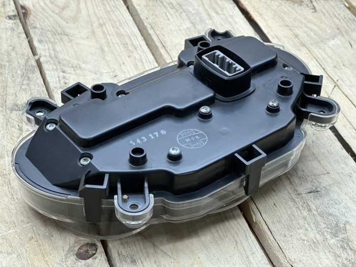 CUENTAQUILOMETROS PIAGGIO BV350 ABS