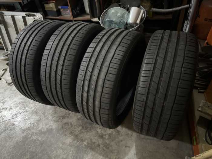 4 PNEUMATICOS HANKOOK VENTUS 275/40ZR22