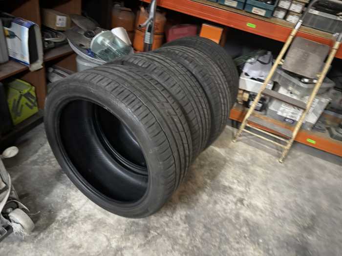 4 PNEUMATICOS HANKOOK VENTUS 275/40ZR22 - QrBox.es