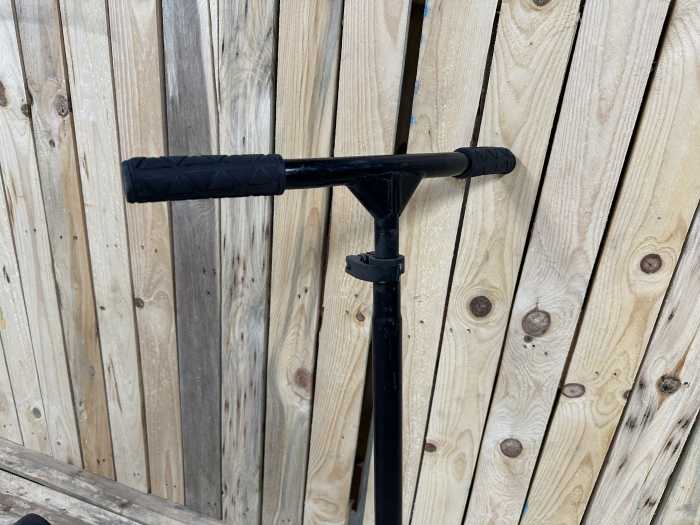 PATINETE OXELO 4 RUEDAS NEGRO - QrBox.es