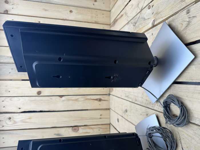 PAREJA ALTAVOCES ILUV i9200BLK - QrBox.es