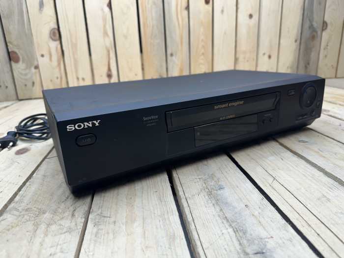 SONY VIDEO CASSETTE RECORDER SLV-SX720E - QrBox.es