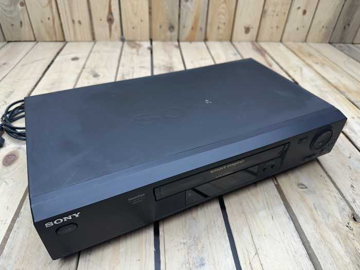 SONY VIDEO CASSETTE RECORDER SLV-SX720E - QrBox.es
