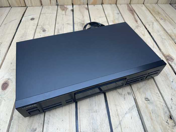 KENWOOD AM-FM RADIO STEREO TUNER KT-2030L