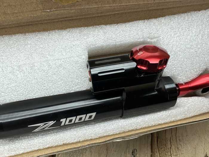 AMORTIGUADOR DE DIRECCION Z1000