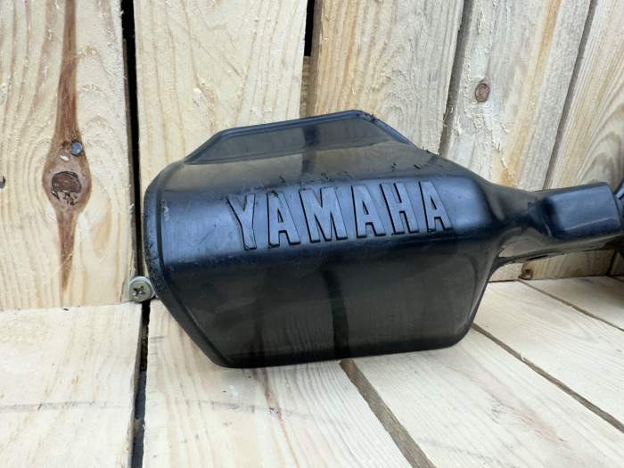 PARAMANOS ORIGINALES NEGROS YAMAHA XTZ 750