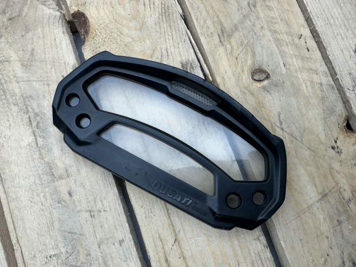 TAPA VELOCIMETRO DUCATI DIGITEK