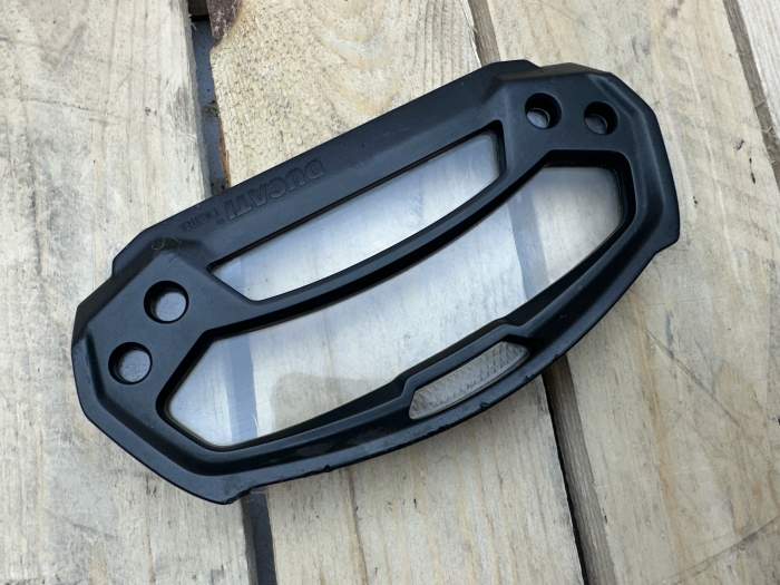 TAPA VELOCIMETRO DUCATI DIGITEK