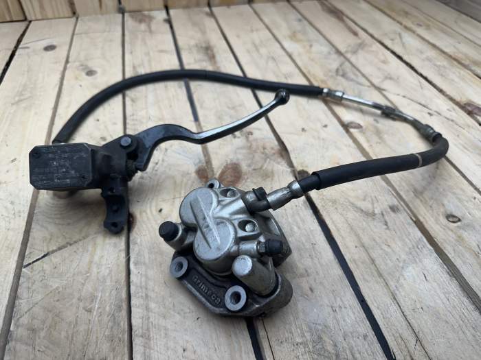 BOMBA DE FRENO DELANTERA + PINZA XTZ 750