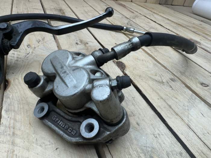 BOMBA DE FRENO DELANTERA + PINZA XTZ 750