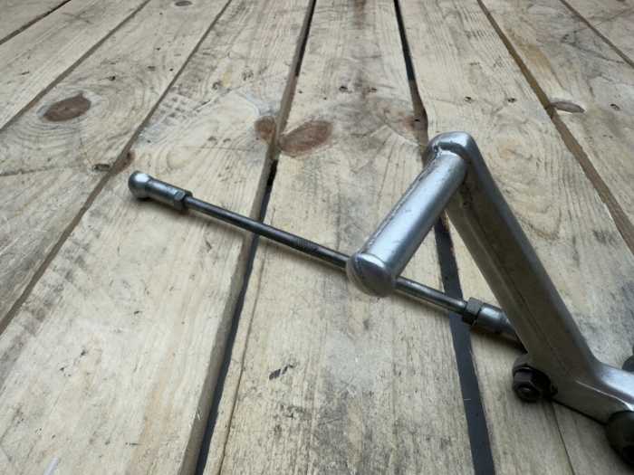 PALANCA DE CAMBIO APRILIA FUTURA AF1