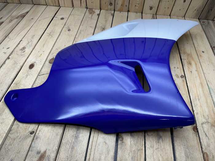 LATERAL DERECHO APRILIA FUTURA AF1