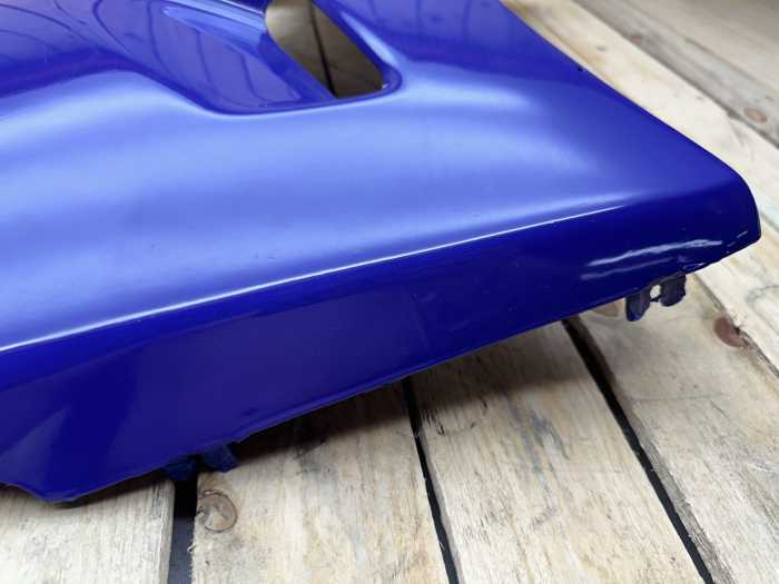 LATERAL DERECHO APRILIA FUTURA AF1