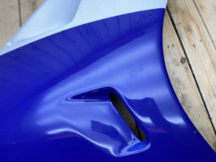 LATERAL DERECHO APRILIA FUTURA AF1