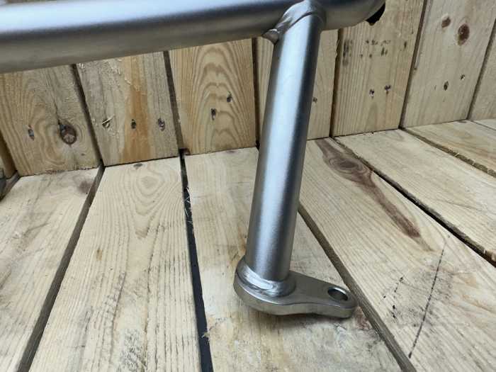 DEFENSA MOTOR IZQ INFERIOR BMW R1250GS